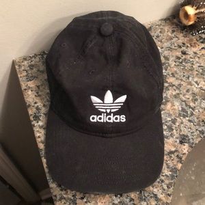 Brand new Adidas hat (maybe worn once)